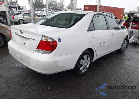 2006 Toyota Camry Le from USA, damaged, VIN JTDBE32K263046236